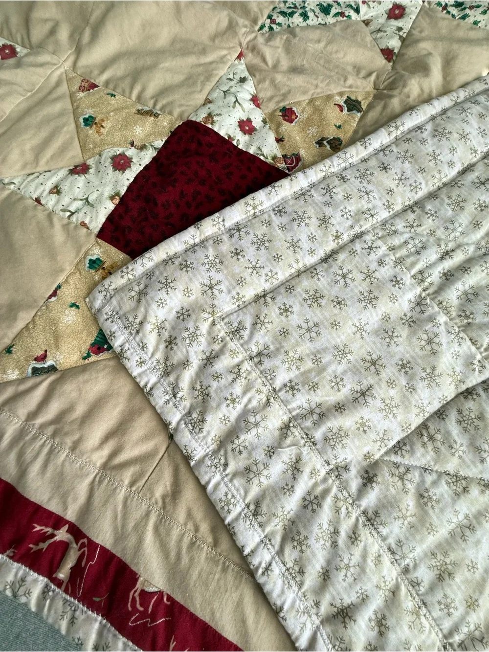 Handmade Holiday Star Quilt Table Runner - Red and Cream